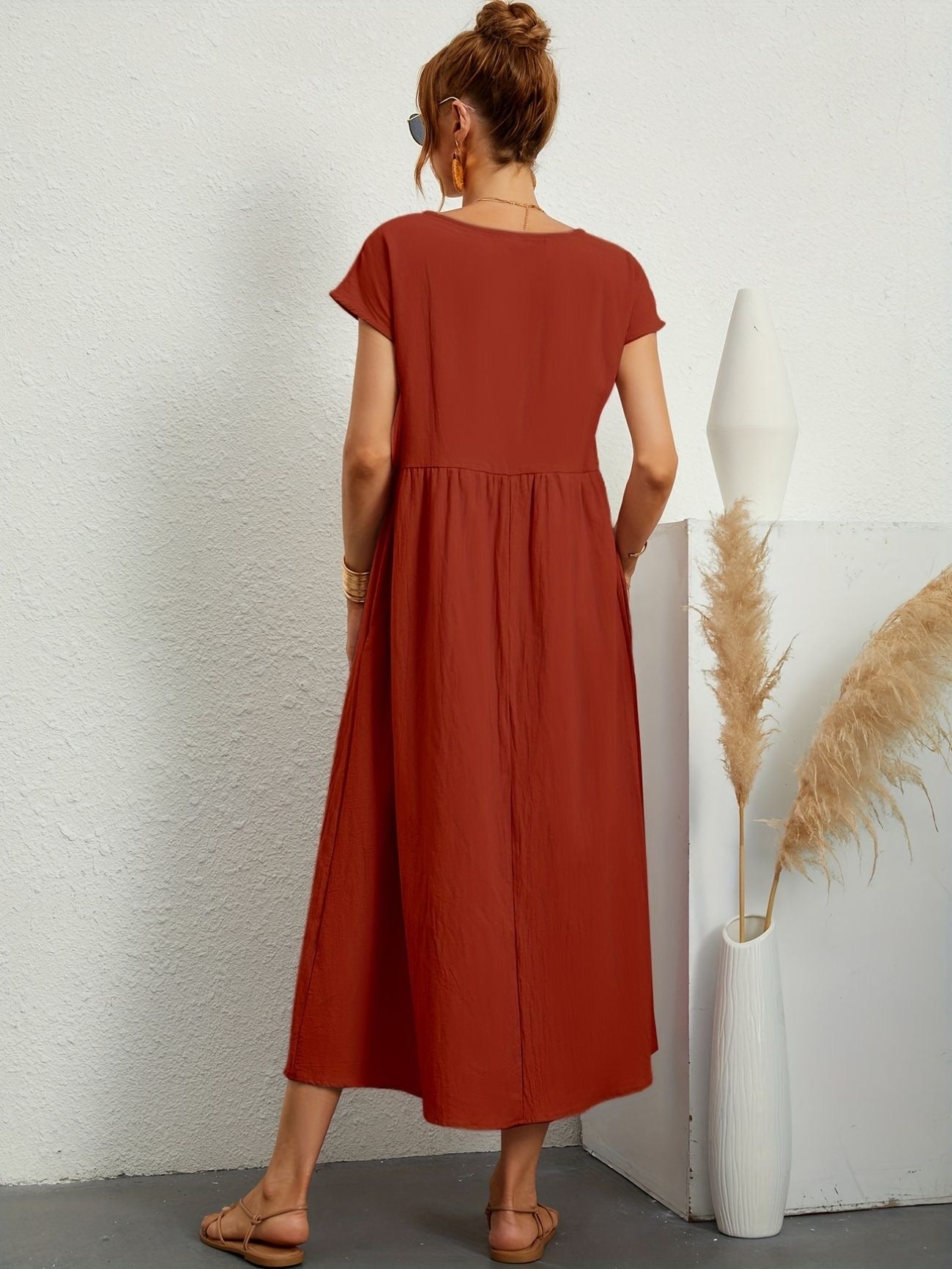 Sukienka Midi z Eleganckim Krojem i Miękką Tkaniną | Idealna na Wiosnę i Lato