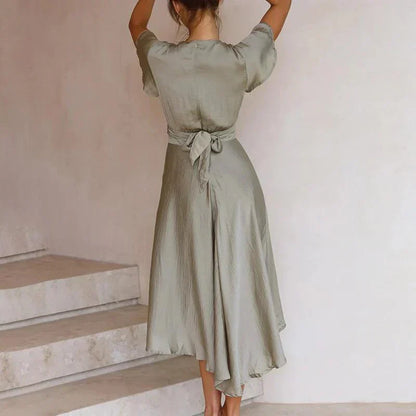 Zwiewna Sukienka Vintage z Eleganckim Krojem | Idealna na Lato