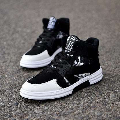 Męskie Średniowysokie Sneakersy w Kamuflażu z Gumową Podeszwą | Idealne na Każdą Porę Roku