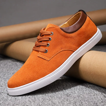 Klasyczne Skórzane Sneakersy Zamszowe Wsuwane z Wkładką z Owczej Skóry i Antypoślizgową Podeszwą